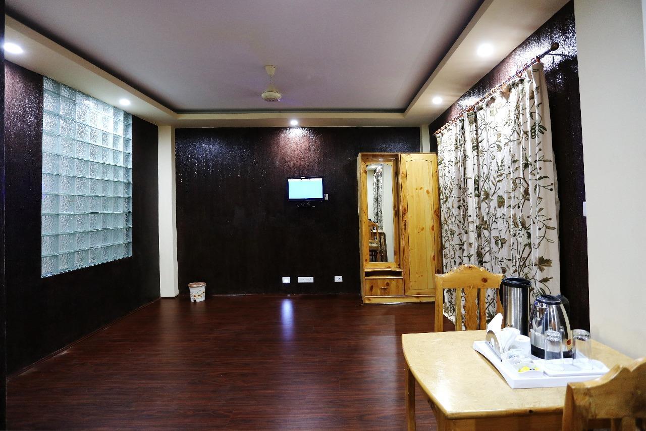 Hotel Shefaf Durgjan Luaran gambar