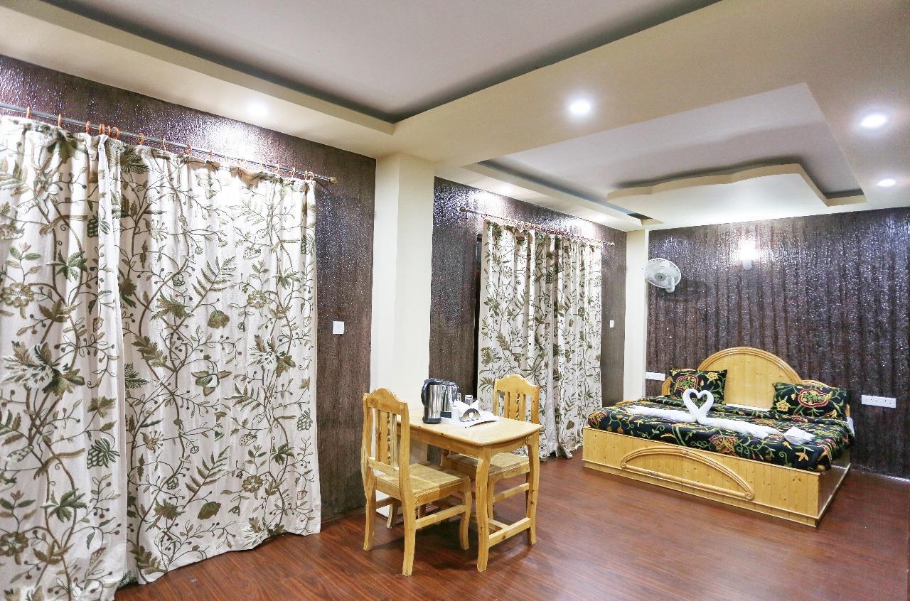 Hotel Shefaf Durgjan Luaran gambar